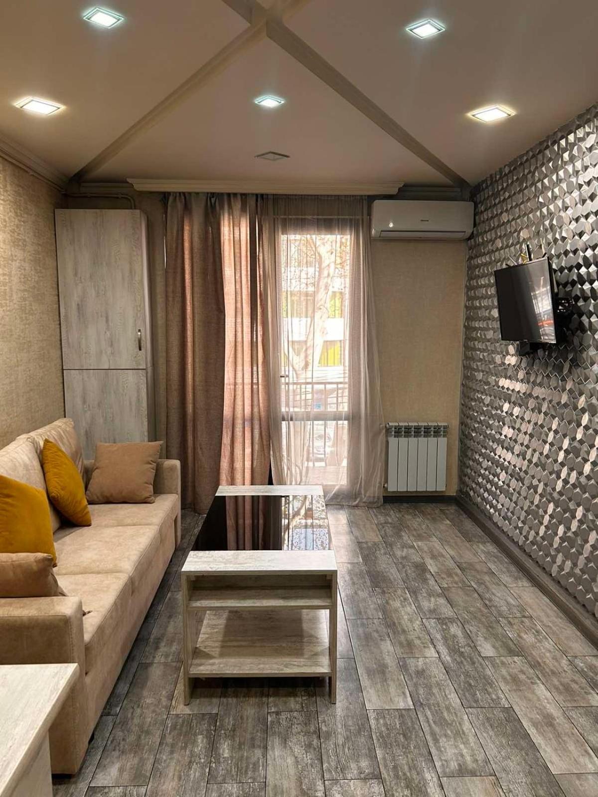 Art Aparts Yerevan Exterior photo